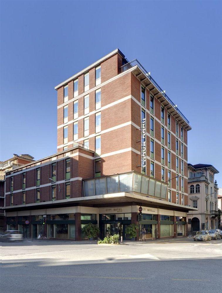 City Hotel Варезе Экстерьер фото