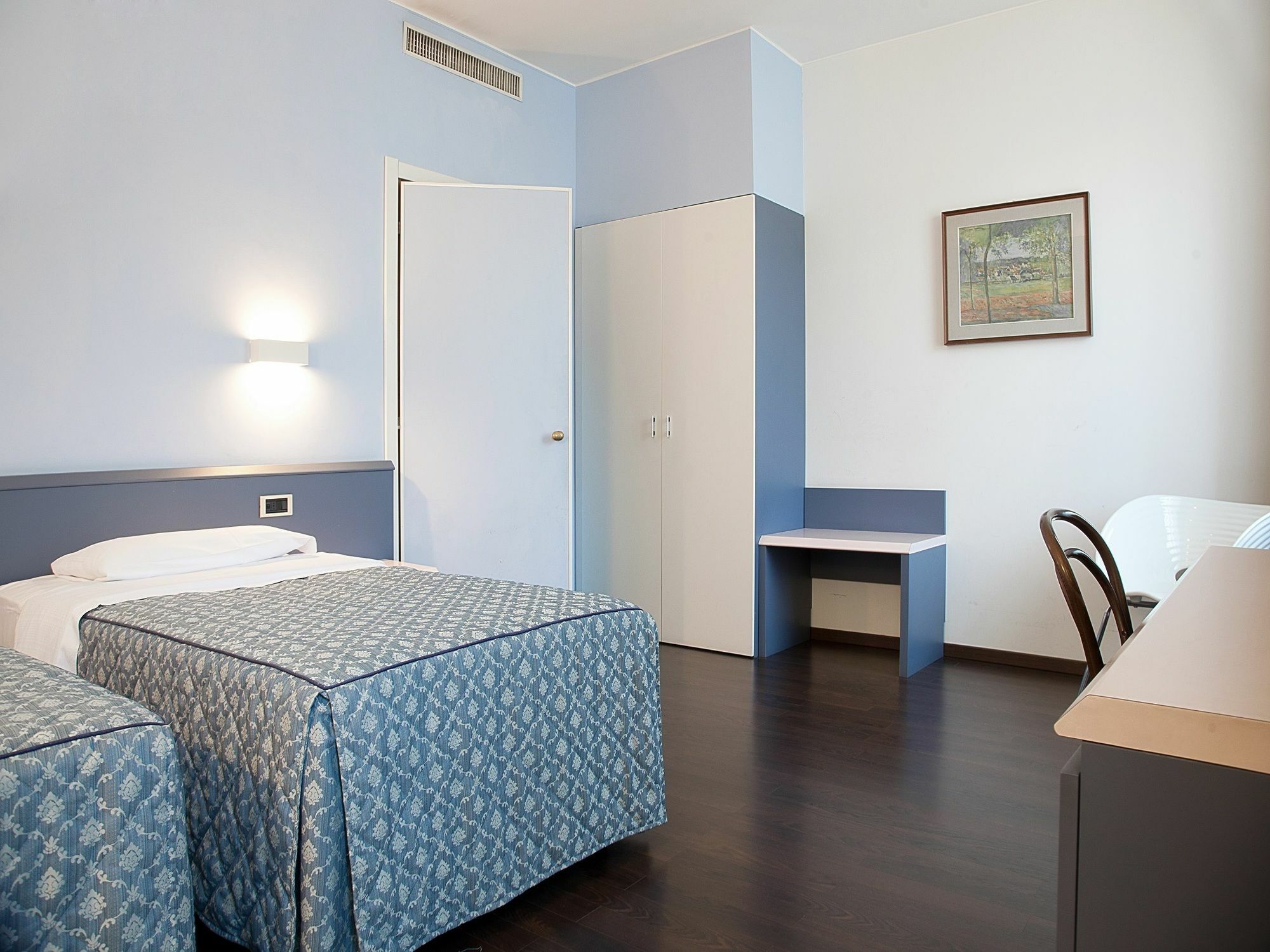 City Hotel Варезе Экстерьер фото